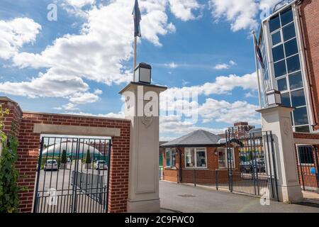 Campo da tennis del Queens Club nella zona ovest di Londra. Foto Stock