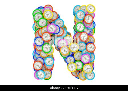 Lettera N da orologi da parete colorati, rendering 3D isolato su sfondo bianco Foto Stock