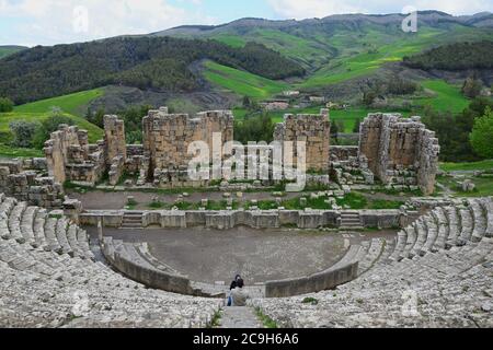 DJEMILA, ALGERIA ex CUICUL, le rovine romane meglio conservate nel Nord Africa. Sito patrimonio dell'umanità dell'UNESCO. Foto Stock