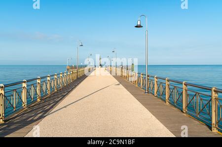 Molo della spiaggia di Marina di Pietrasanta in Versilia, Toscana, Italia Foto Stock