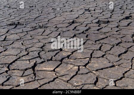 Selset Reservoir, Middleton a Teesdale, Co. Durham con livelli molto bassi di acqua. Costruito nel 1960, fornisce teesdale e Teeside. Foto Stock