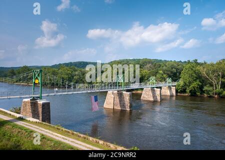 Ponte dalla PA a NJ sul fiume Delaware, a Bull's Island (parte del Delaware e Raritan Canal state Park), New Jersey, Stati Uniti Foto Stock