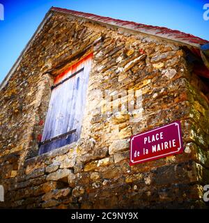 Townhall Square, filtro digitale vista, Bazoche, Yonne, Borgogna-Franche-Comté regione, Francia Foto Stock