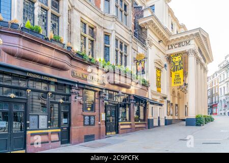 Una tipica vista in Londra Foto Stock