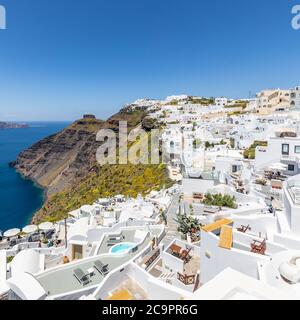 Incredibile paesaggio panoramico, vacanza di lusso sull'isola di Santorini. Foto Stock