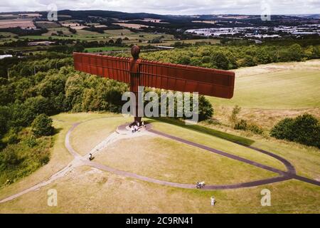 Veduta aerea dell'Angelo del Nord, a Gateshead UK. Foto Stock