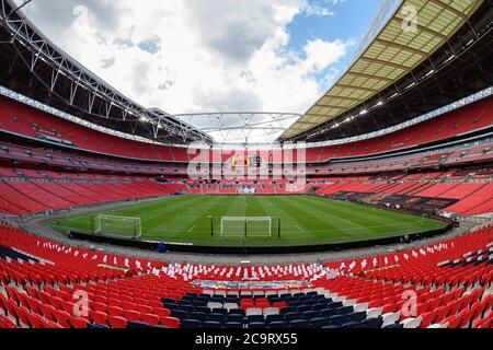 LONDRA, REGNO UNITO. 2 agosto 2020 - Vista generale dello Stadio di Wembley durante la finale di Playoff della Vanarama National League tra Notts County e Harrogate Town allo Stadio di Wembley, Londra. (Credit: Jon Hobley | MI News) Credit: MI News & Sport /Alamy Live News Foto Stock