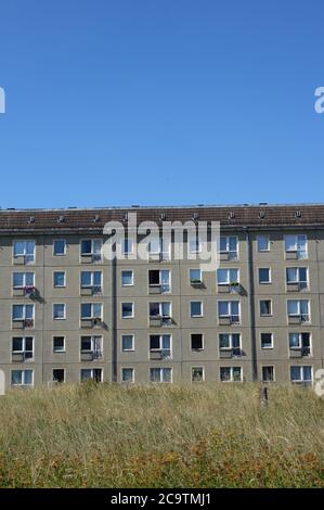 Berlino, Germania. 31 luglio 2020. La facciata di un edificio prefabbricato. Credit: Alexandra Schuler/dpa/Alamy Live News Foto Stock