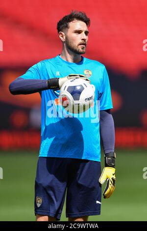 LONDRA, REGNO UNITO. 2 agosto 2020 - Jake Kean (30) della contea di Notts durante la finale di Playoff della Vanarama National League tra la contea di Notts e Harrogate Town al Wembley Stadium, Londra. (Credit: Jon Hobley | MI News) Credit: MI News & Sport /Alamy Live News Foto Stock