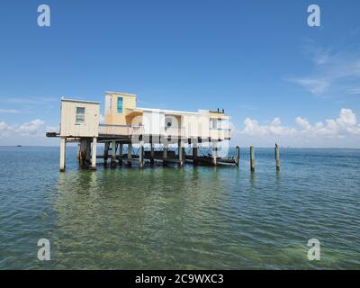 Stiltsville, Biscayne National Park, Florida 08-12-2018 Baldwin, Sessions e Shaw House, una delle sette case di palafitte rimaste nel parco. Foto Stock