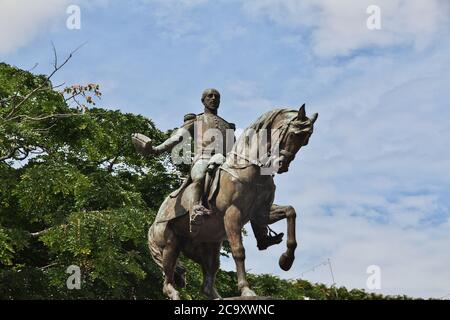 Statua di Herrera a casco Viejo, Panama città, America Centrale Foto Stock