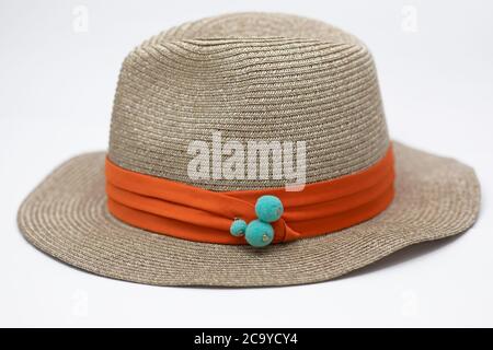 Donna hat su sfondo bianco Foto Stock