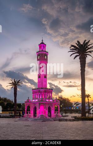 Torre dell'Orologio di Izmir in Piazza Konak a Izmir, Turchia. Foto Stock