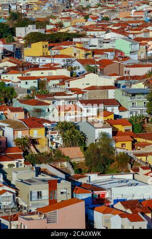 Vista della popolare costruzione residenziale di Braganca Paulista, città sulla campagna dello stato di San Paolo, Brasile Foto Stock