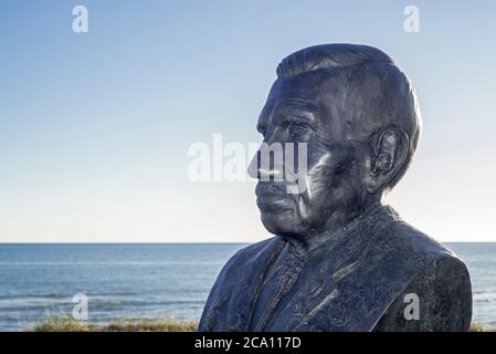 Charles Shay Indian Memorial con vista sulla spiaggia di Omaha, Saint-Laurent-sur-Mer, Calvados, Normandia, Francia Foto Stock