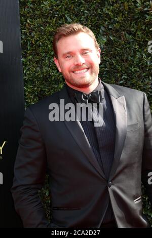 LOS ANGELES - Apr 29: Billy Miller al 45° Daytime Emmy Awards al Pasadena Civic Auditorium il 29 aprile 2018 a Pasadena, California Foto Stock