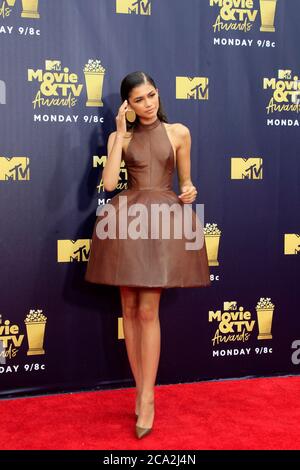 LOS ANGELES - GIU 16: Zendaya al MTV Movie and TV Awards 2018 al Barker Hanger il 16 giugno 2018 a Santa Monica, CA Foto Stock