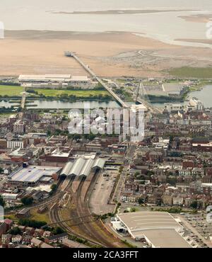 Southport, località costiera occidentale, che si affaccia sulla stazione ferroviaria per la spiaggia, Inghilterra nord-occidentale, Regno Unito Foto Stock