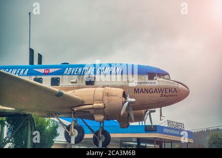 MANGAWEKA, NUOVA ZELANDA - 4 SETTEMBRE 2018: Segnaletica internazionale per l'aeroporto di Mangaweka. Foto Stock