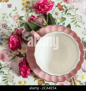 Nuova tazza di lusso per il tè da vicino Foto Stock