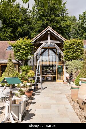 La fattoria e i giardini della tenuta di Leckford di proprietà di Waitrose Foto Stock