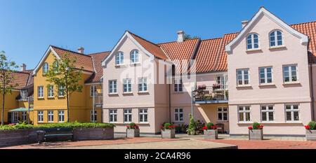Panorama di case colorate nel centro di Ribe, Danimarca Foto Stock