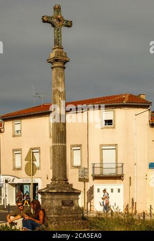 Europa, Francia, Occitanie, Midi-Pirenei, Tarn, Castres, martiri croce Foto Stock