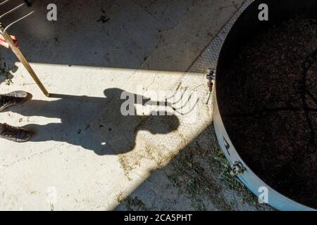 Francia, Tarn, Lavaur, processo di distillazione di impianti Foto Stock