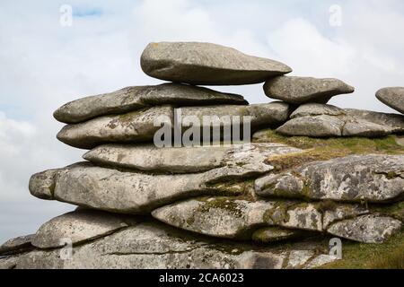 La pietra Cheesewring cairns, un mucchio di grandi pietre piatte in Cornovaglia, Regno Unito Foto Stock
