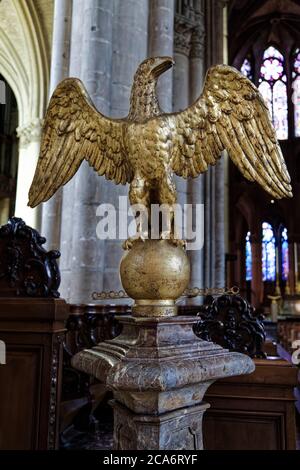 Reims, Francia. 12 luglio 2020. La Cattedrale di Notre-Dame de Reims è una cattedrale cattolica romana situata a Reims, in Francia. Foto Stock