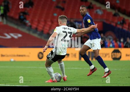 Londra, Regno Unito. 04 agosto 2020. Joe Bryan di Fulham segna il 2° obiettivo del gioco. EFL Skybet Championship Play Off Final, Brentford contro Fulham al Wembley Stadium di Londra martedì 4 agosto 2020. Questa immagine può essere utilizzata solo per scopi editoriali. Solo per uso editoriale, è richiesta una licenza per uso commerciale. Nessun utilizzo nelle scommesse, nei giochi o nelle pubblicazioni di un singolo club/campionato/giocatore. pic by Steffan Bowen/Andrew Orchard sports photography/Alamy Live news Credit: Andrew Orchard sports photography/Alamy Live News Foto Stock