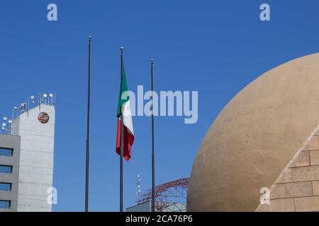 Tijuana, baja california messico settembre 11/2019Cecut è un centro culturale e simbolo del Tijuana, la sua sfera è un cinema Foto Stock