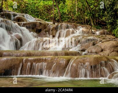 Dunn's River Falls, Ocho Rios, Saint Ann Parish, Giamaica, Indie Occidentali, Caraibi, America Centrale Foto Stock