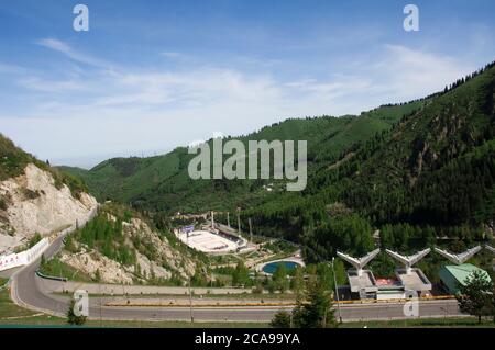 Pista di ghiaccio Medeu, Almaty, Kazakistan Foto Stock