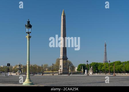 Place de la Concorde di Piazza della Concorde è una delle principali piazze pubbliche a Parigi, Francia Foto Stock