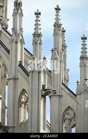 Votivekirche Chiesa votiva facciata esterna in Vienna Austria Foto Stock