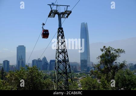 Cile Santiago - funivia e Sky Costanera Foto Stock