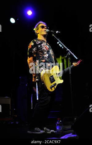 Circuito di Winton, Victoria. 25 marzo 2017. Nella foto: Mark Gable, voce e chitarra si esibisce dal vivo sul palco con la band hard rock australiana The Choi Foto Stock