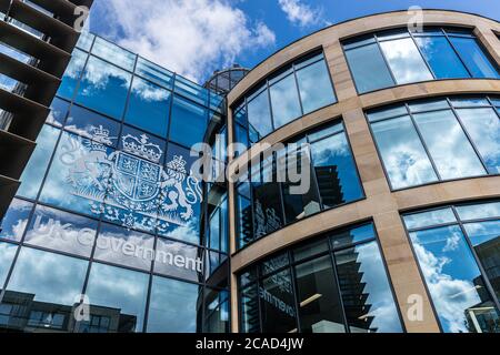 Il governo del Regno Unito in Scozia, sede centrale della Queen Elizabeth House Foto Stock