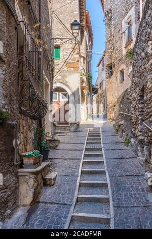 Vista panoramica a Montecelio, bellissima cittadina in provincia di Roma, Lazio, Italia. Foto Stock