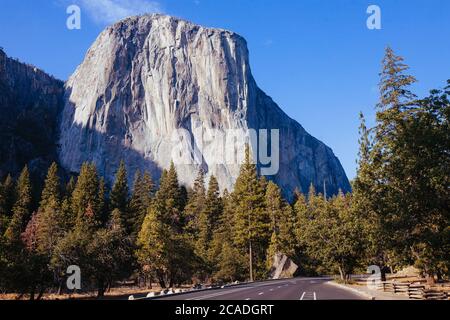 El Capitan nella Valle di Yosemite Foto Stock