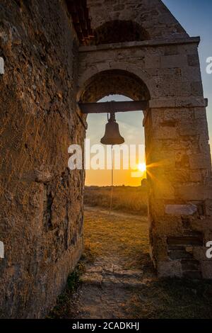 All'interno del sito archeologico del Castello di Methoni. Costruito dai Veneziani agli inizi del XIII secolo, è il più grande e grande del Mediterraneo Foto Stock