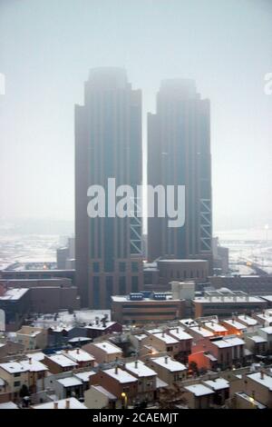 Neve, ghiaccio, nebbia e città / Ankara / Turchia Foto Stock