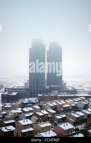 Neve, ghiaccio, nebbia e città / Ankara / Turchia Foto Stock