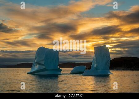 Iceberg al tramonto, Goose Cove, Terranova e Labrador NL, Canada Foto Stock