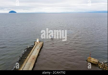 Vista aerea del porto di Girvan e del centro città, Sud Ayrshire, Scozia. Foto Stock