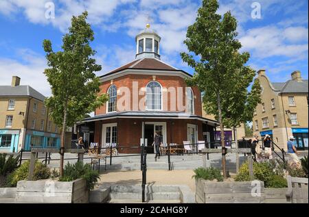 Poundbury, la nuova città alla periferia di Dorchester, costruita sulla base dei principi di architettura e pianificazione urbana come sostenuto da HRH Principe di Galles Foto Stock