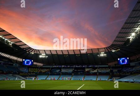 Vista generale dello stadio durante la UEFA Champions League, round del 16, seconda partita allo stadio Etihad di Manchester. Foto Stock