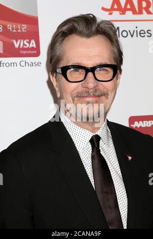 LOS ANGELES - 8 GEN: Gary Oldman al 17° AARP's Annual Movies for Grownups Awards al Beverly Wilshire Hotel l'8 gennaio 2018 a Beverly Hills, California Foto Stock