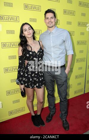 LOS ANGELES - Apr 22: Cherie Daly, Sean Faris, Cherie Faris al 'Belleville' Opening Night Red Carpet sul Pasadena Playhouse il 22 aprile 2018 a Pasadena, CA Foto Stock